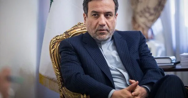 Əraqçi: Tehran Moskva münasibətləri hərtərəfli inkişaf edir