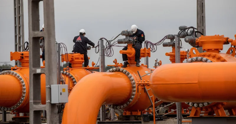 Macarıstan 5 il ərzində ABŞ dan 2 milyard kub metr təbii qaz alacaq