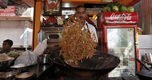 Индиец раскрыл правду о чистоте уличной еды