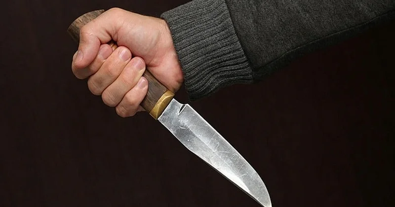 Sumqayıtda 16 yaşlı gənc bıçaqlanıb