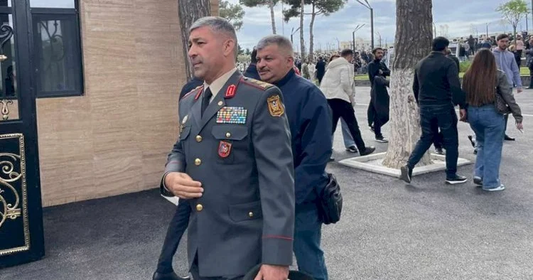 Mais Bərxudarovun yeni görüntüsü KONKRET