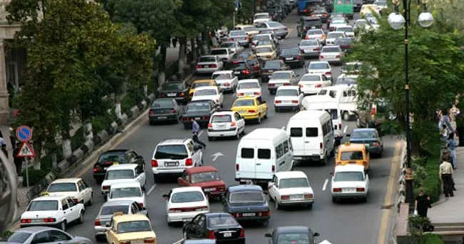Yol tıxaclarının həlli ağıllı idarəetmədən keçir ŞƏRH EDİLDİ