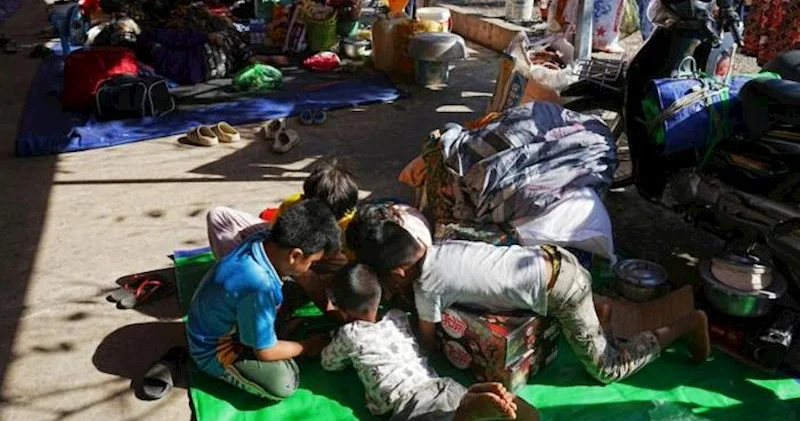 Kambocada 130 minə yaxın uşaq didərgin düşdü − Münaqişəyə görə