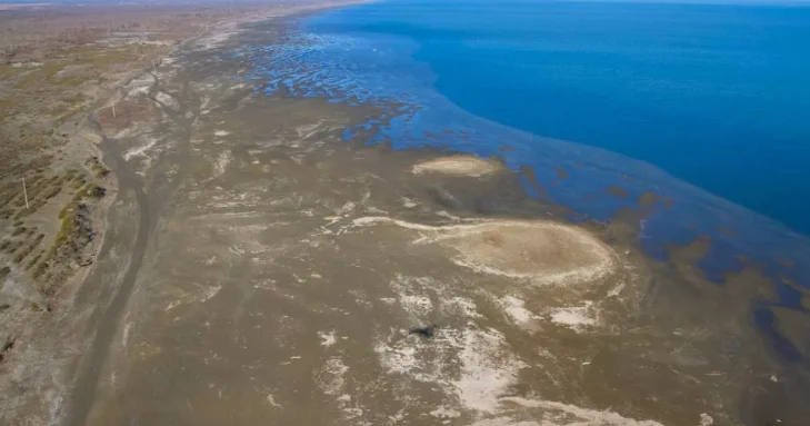 Xəzər sahilində hava bombası tapılıb FOTO