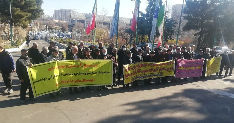 Təqaüdçülər Azərbaycanın iki şəhərində etiraz aksiyası keçirdilər