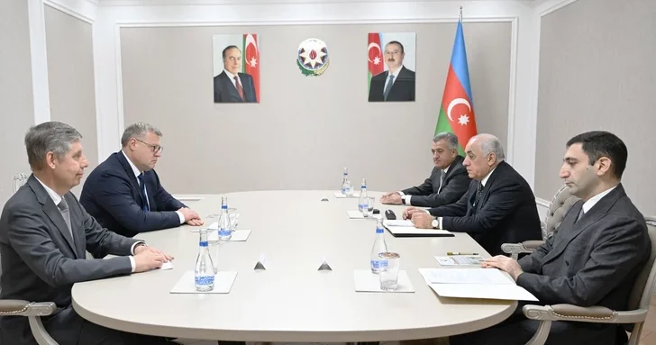 Али Асадов и губернатор Астрахани обсудили развитие коридора Север Юг и проблему обмеления Каспия