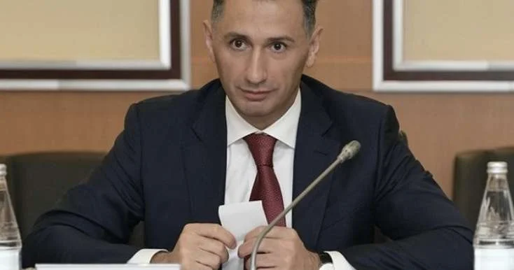 Rəşad Nəbiyev yeni qərar imzaladı