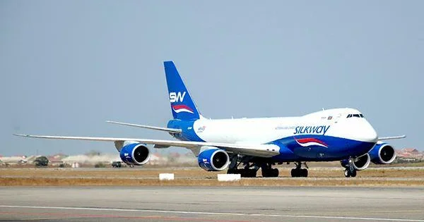 Самолет Silk Way West Airlines впервые в истории совершил посадку в Колумбии ВИДЕО