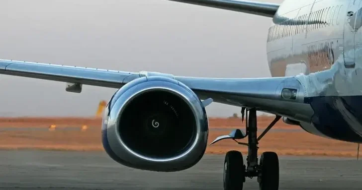 Двигатель Boeing загорелся при взлёте в российском Шереметьево