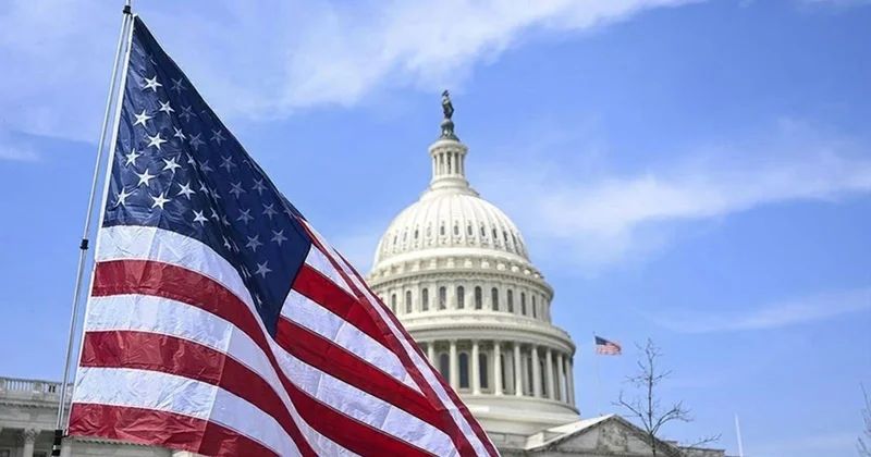 ABŞ Sakit okeanda daha üç qayığı vurdu