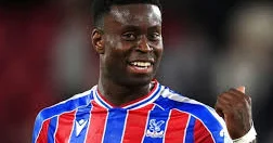 Kristal Pelas ın müdafiəçisi qışda Mançester Siti yə keçə bilər