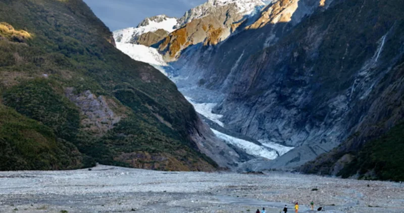 Alplarda buzlaqların yox olma sürəti səkkiz ilə pik həddə çatacaq ARAŞDIRMA