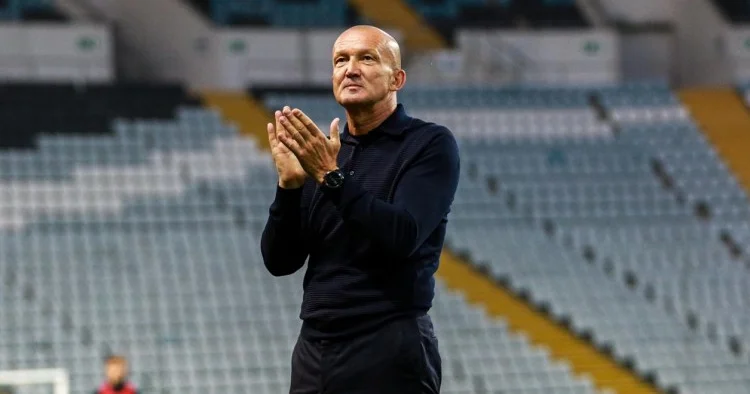 Neftçi ni çalışdırmış məşqçi Qazaxıstan klubunda