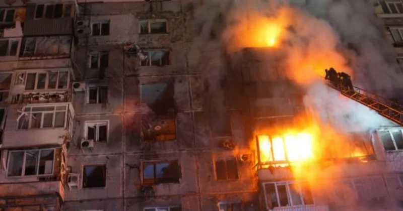 Rusiya ordusunun Zaporojyeyə dron hücumunda 3 nəfər yaralanıb