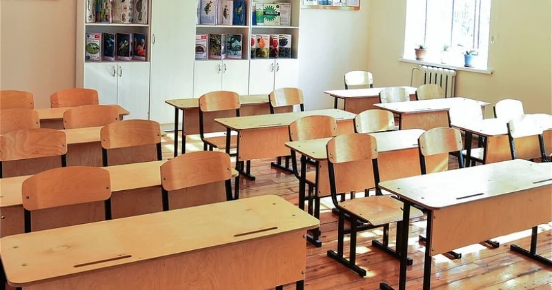 Какие школы в Азербайджане вновь перейдут на дистанционку и почему?