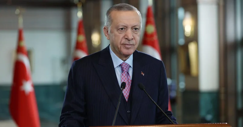 Эрдоган прочитал стихотворение азербайджанского поета Minval Politika