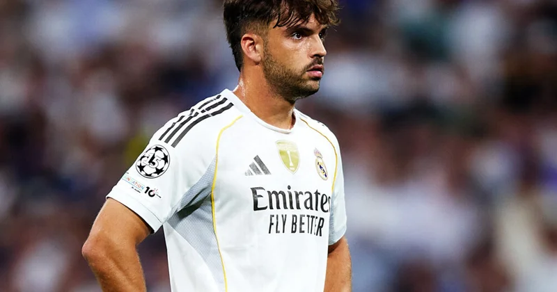 Raul Asensio təhqirlə üzləşib