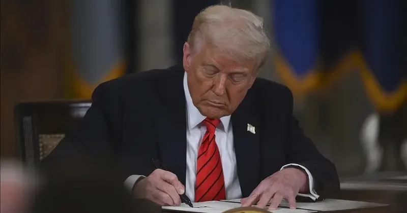 Tramp fentanil silahı ilə bağlı fərman imzaladı