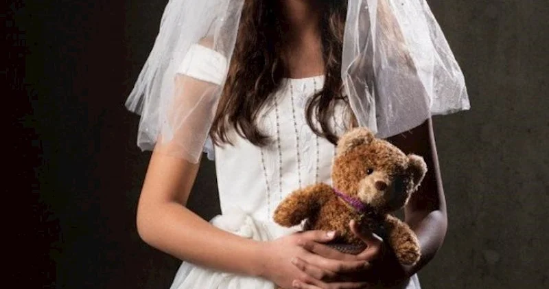 Tovuzda ögey ata 14 yaşlı qızına toy edib