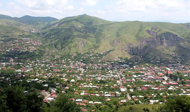 Bu gün Ermənistan adlanan dövlətin torpaqları keçmişdə Azərbaycan türklərinin torpaqları olub