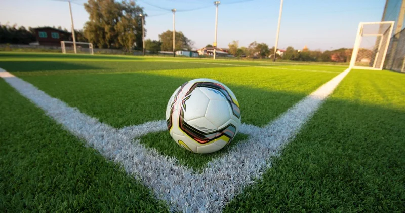 Qanalı futbolçu Bakı klubu ilə müqavilə bağladı