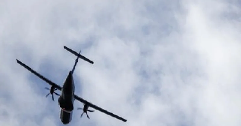 İndoneziyada mülki təyyarə radarlardan itib