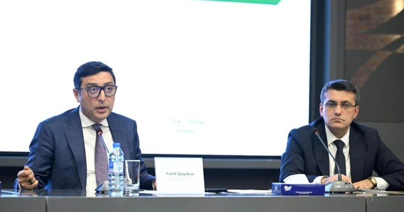 Fərid Qayıbov idman federasiyalarının nümayəndələri ilə görüşüb