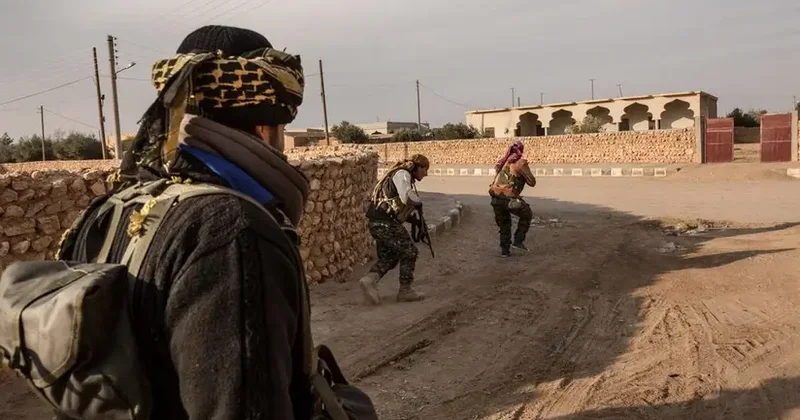 Suriya ordusu Rakka vilayətinə daxil oldu