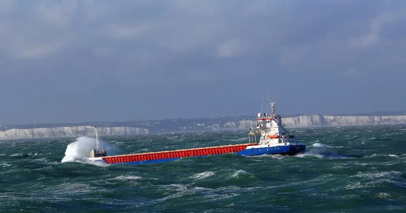 Каспий больше не безопасен: зачем Россия и Иран открыли оружейный коридор Minval Politika