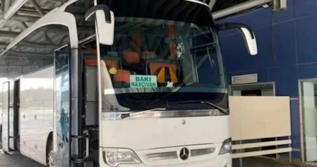 Naxçıvan‑Bakı avtobus reysində YÜK PROBLEMLƏRİ Niyə salona yığılır? VİDEO