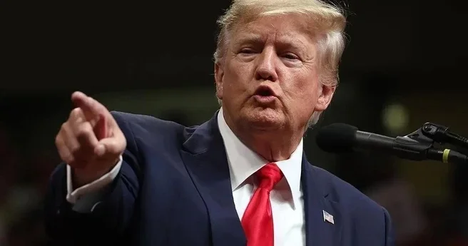 Трамп заявил о введении пошлин в 10% против европейских стран из за Гренландии