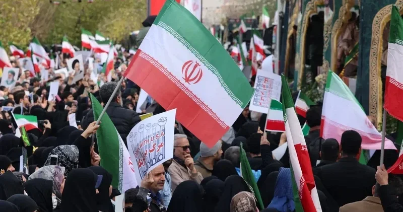 İranda bəzi istifadəçilər üçün internet bərpa olundu