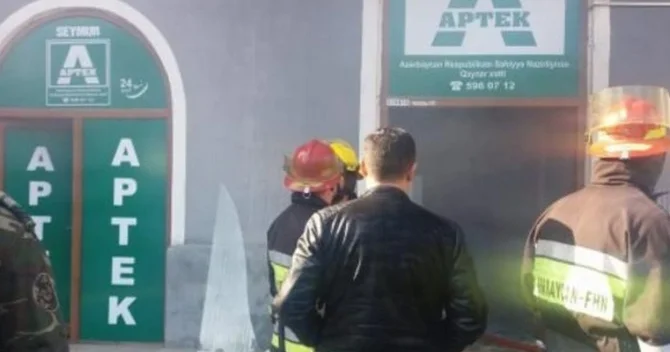 Sumqayıtda aptekdə yanğın başlayıb
