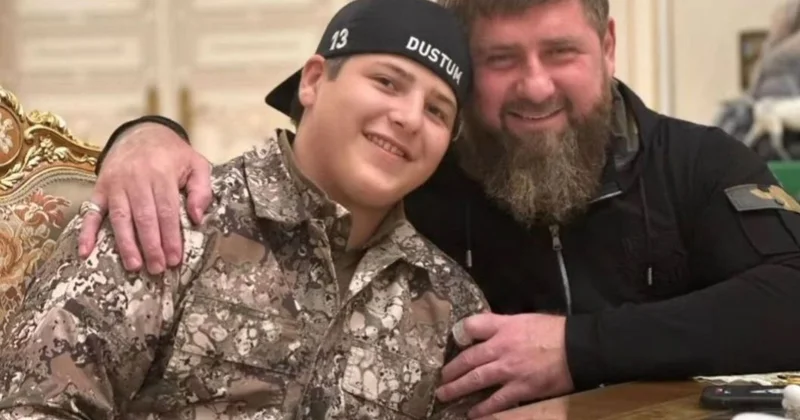 Сын Кадырова в тяжелом состоянии доставлен в Москву после ДТП в Грозном