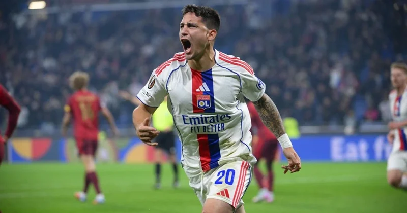 Хетафе арендовал нападающего Лиона