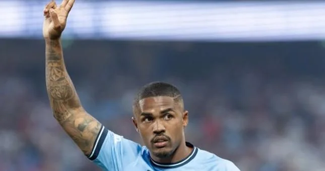 Duqlas Kostanın yeni klubu məlum oldu