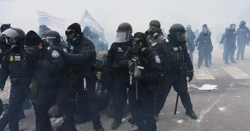 Столкновения в США объектив