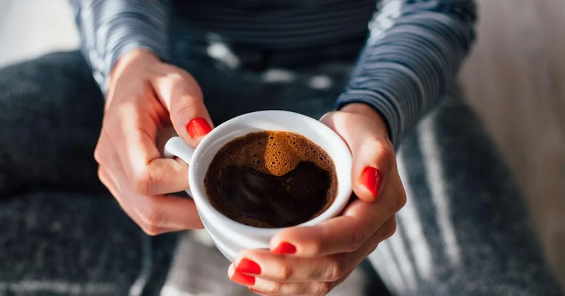 Qəhvə yuxunun keyfiyyətinə necə XEYİR verə bilər?