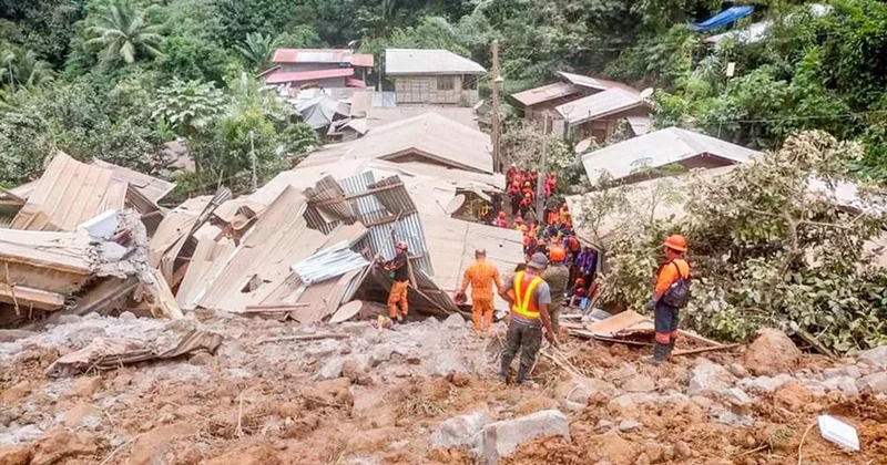 На Филиппинах число жертв оползня на свалке выросло до 35