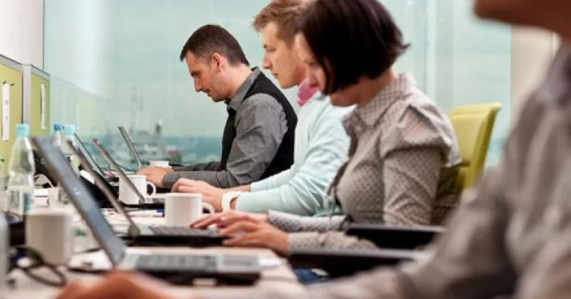 Bu şəxslərin iş yerində saxlanılmasına üstünlük veriləcək