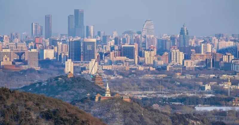 За прошлый год в Китае расследовано более миллиона дел о коррупции