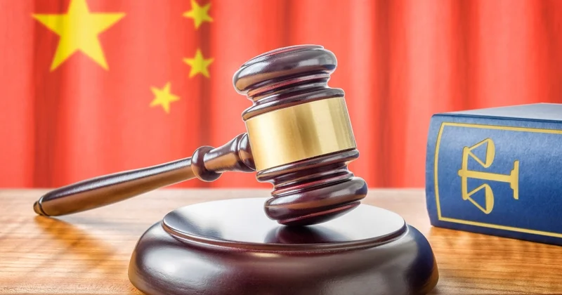 Çində 1 milyon məmur cəzalandırılıb