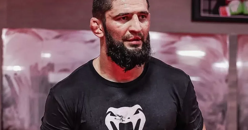 Глава клуба Ахмат : Информация о гибели в Грозном Хамзата Чимаева не соответствует действительности