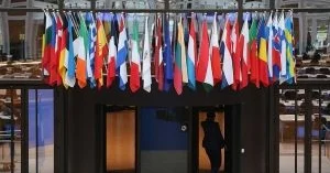 Bu gün AB səfirləri təcili toplanır Trampın qərarına görə