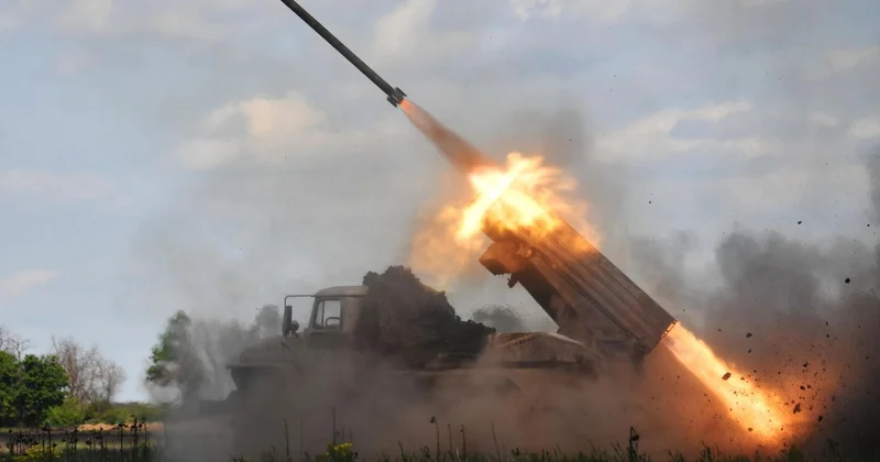 Российская армия обстреляла Харьков из РСЗО Торнадо