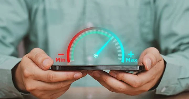 Dekabrda Azərbaycanda sabit genişzolaqlı internetin sürəti 3% dən çox, mobil internetin sürəti isə 6% dək artıb