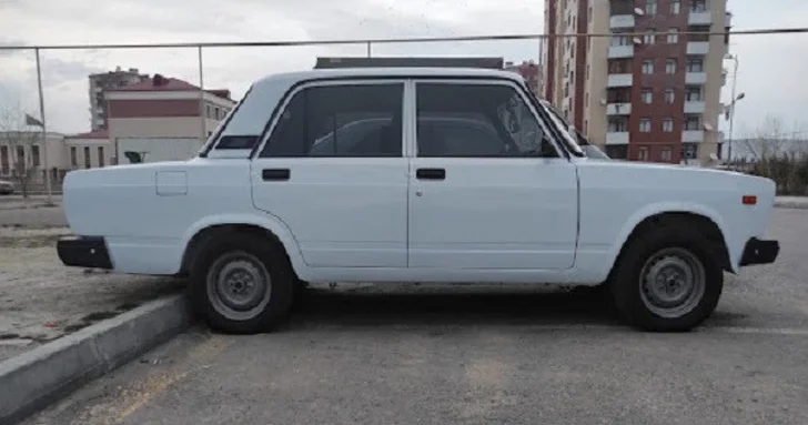 В Баку задержан подозреваемый в угоне автомобиля