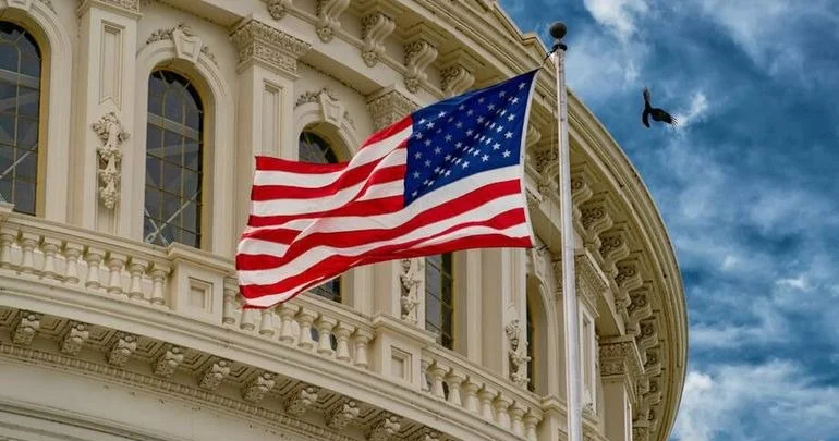 ABŞ dən İrana SƏRT XƏBƏRDARLIQ: Trampla oyun oynamayın