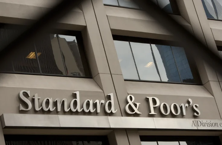 “S&P : Azərbaycanda bank sektorunun kredit portfeli bu il 15% artacaq