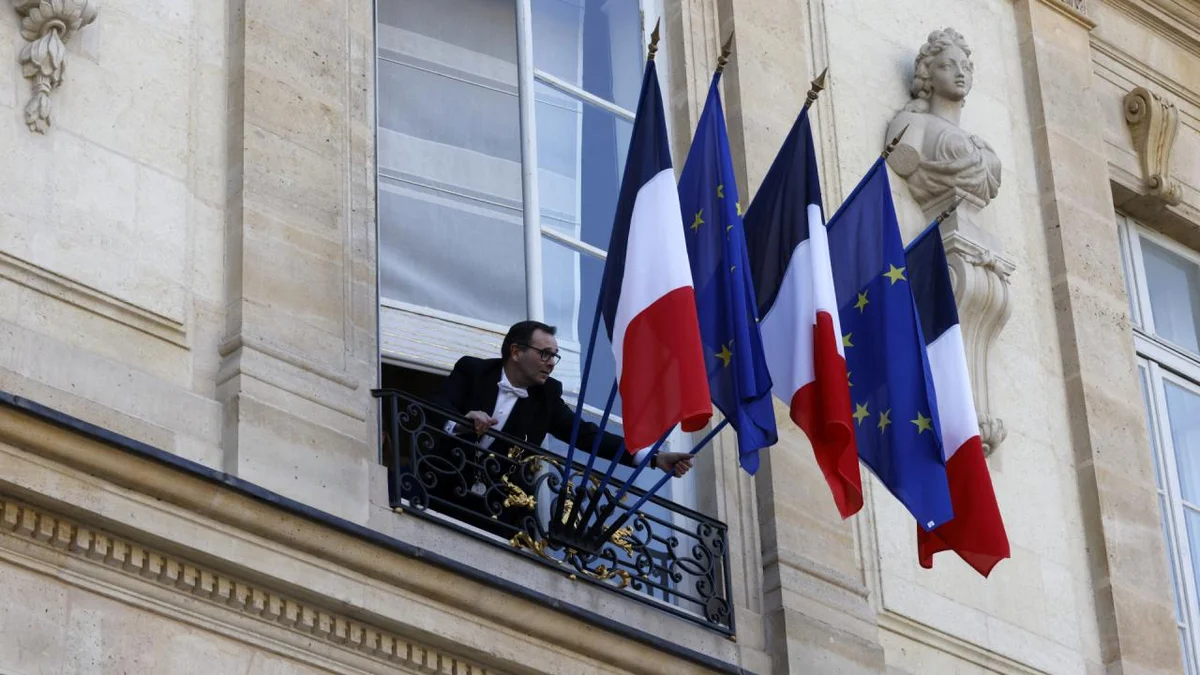 Parisdə Ukrayna ilə bağlı sammit Avropa liderləri bir araya gəldi